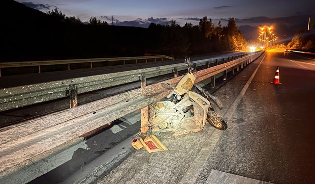 Burdur-Antalya kara yolunda elektrikli motosiklete otomobil çarptı: 1 yaralı