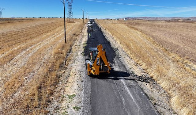 Elbistan'da 28 Kilometrelik Yol Yenileniyor, Ulaşım Konforu Artıyor