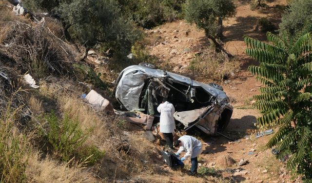 Takla atan araçtaki sürücü, kendisini kurtarmak isteyenlerden helallik istedikten sonra hayatını kaybetti