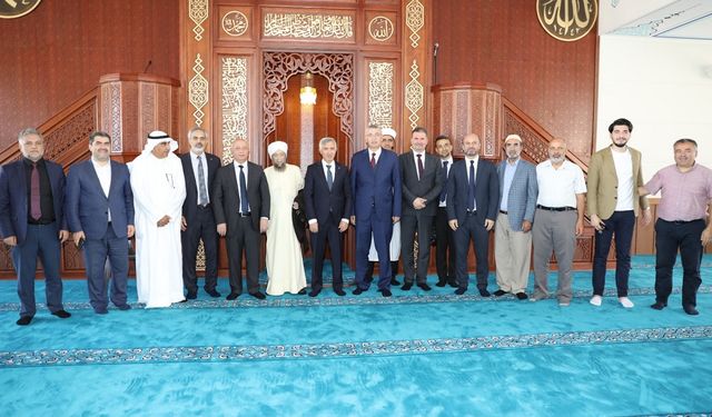 İstiklal Üniversitesi Hz. Ömer Camii İbadete Açıldı