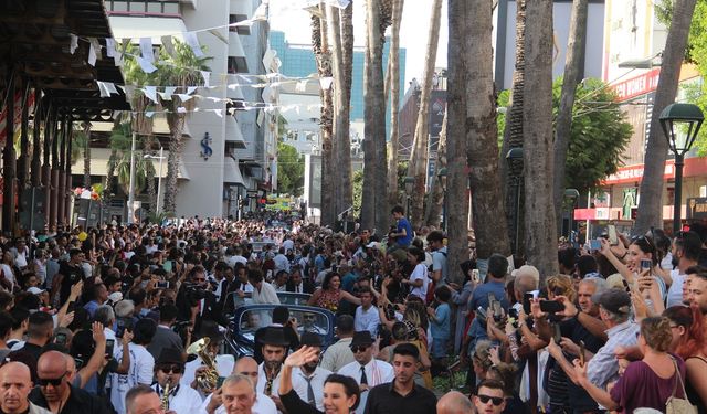 Altın Portakal Film Festivali’nin geleneksel korteji yarın yapılacak