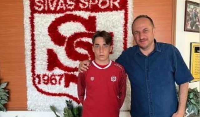 Kahramanmaraş'ın Yıldızı Burak Açıkgöz, Sivasspor'da