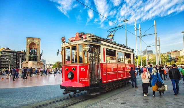 İstanbullular bu 5 şehri seçti! Çantasını toplayanlar bu illere kaçıyor