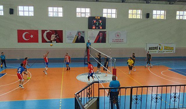 6 Şubat Maraşspor, Voleybol 2. Lig'e 3 Puanla Başladı