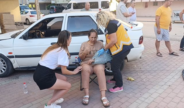 Yaralı Kadın Sürücü, Eşinin İsteğiyle Hastaneye Gitmeyi Reddetti