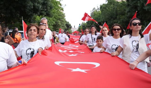 Yılmaz’dan Cumhuriyet coşkusuna davet