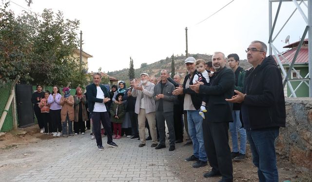 Kahramanmaraş'ta mahalle sakinlerinden baz istasyonuna "alkışlı" tepki!