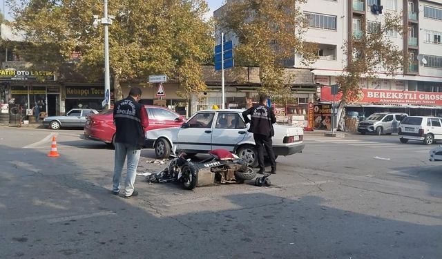 Kahramanmaraş’ta ters yönden gelen otomobil motosiklete çarptı: 1 ölü