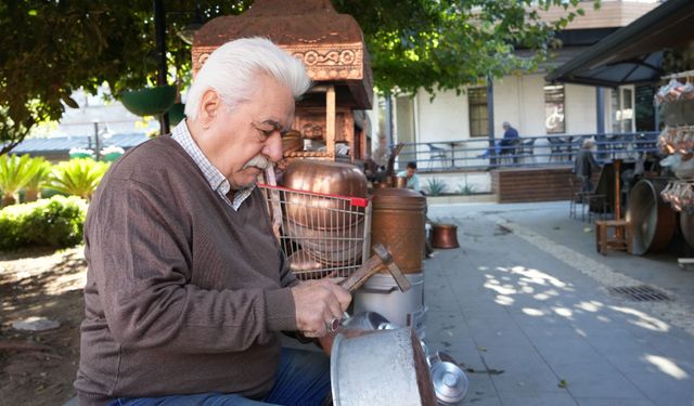 Babadan Oğula Geçen Meslek: 53 Yıl Boyunca Kalaycılığı Sürdürdü