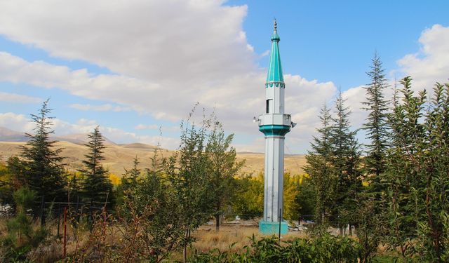 Kahramanmaraş'ta Camisiz Minare, Yeni Cami İnşasını Bekliyor