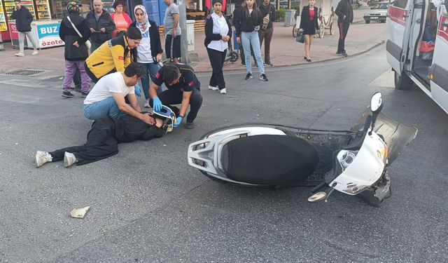 Kırmızı Işık İhlali Trafik Kazasına Yol Açtı: Genç Kız Yaralandı