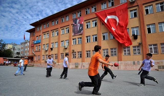 Fiyatları tırmandı! Aileleri kızdıracak yüzde 100 zam geldi