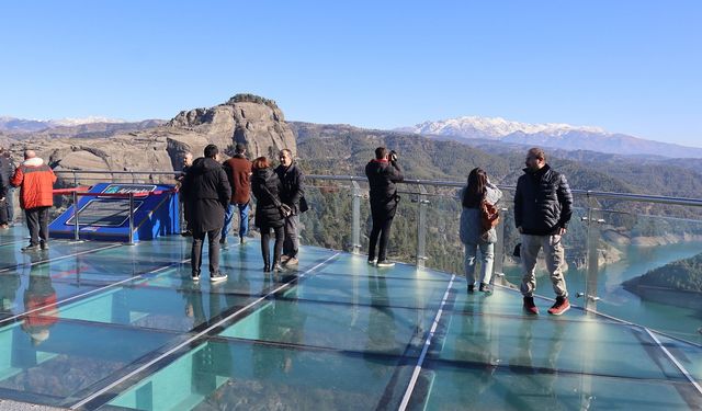 Onikişubat Bölgesel Kalkınma Odaklı Turizm Çalıştayı, şehir gezisiyle başladı!