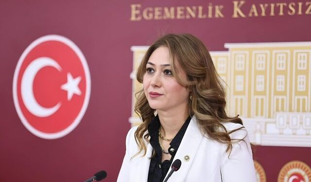 Zuhal Karakoç Dora: Kahramanmaraşlı Esnafın Yaraları Sarılmalı