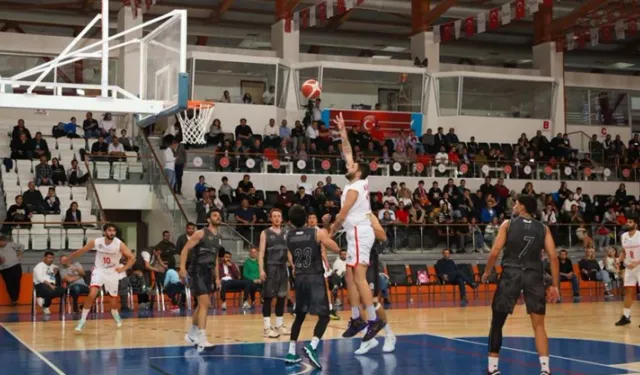 Kahramanmaraş İstiklalspor, Galibiyet Serisini 8 Maça Çıkardı: 76-54