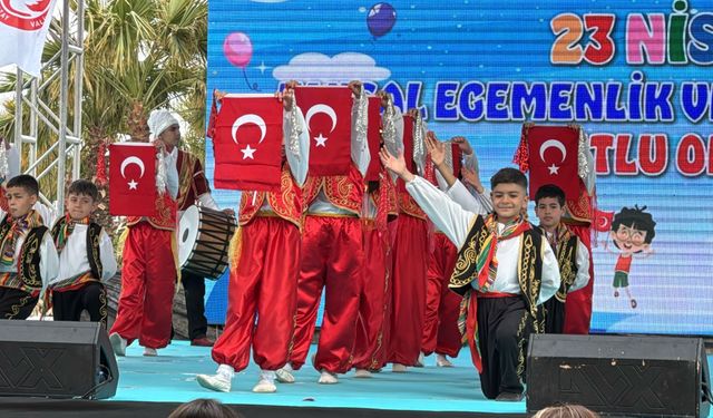 23 Nisan Coşkusu: Çocuklar Umudu Sahneye Taşıdı