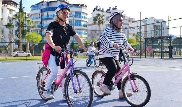 Hayalini Gerçekleştirdi: İlk Kez Bisiklet Sürdü
