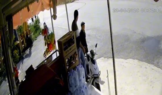 Yaşlı Adamın Şapkası, Marketçiyi Yere Yıktı