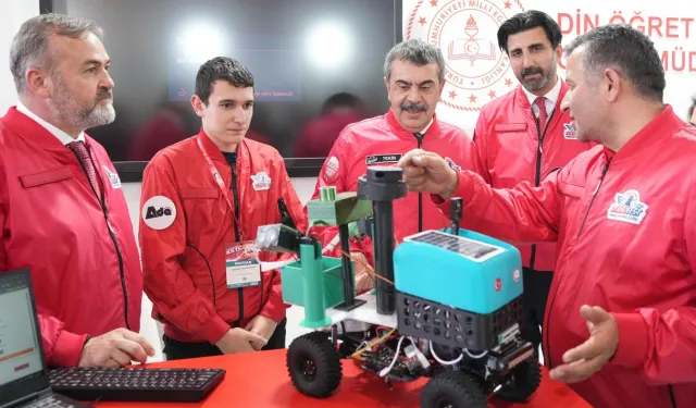 MEB'in Teknoloji Hamlesi KKTC'de Göz Kamaştırdı