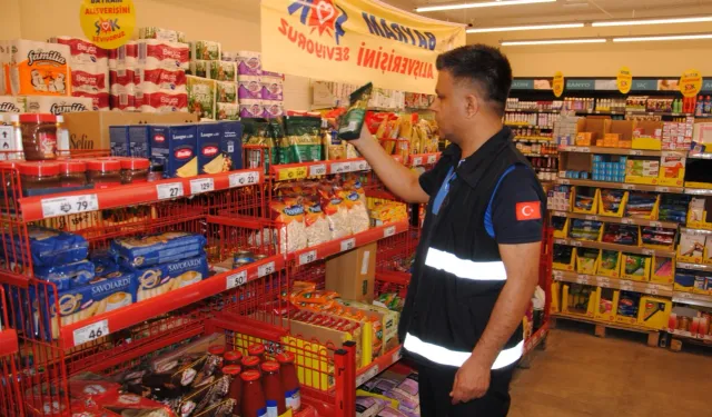 Zincir Market Skandalı! Tarihi Geçmiş Ürünler Ele Geçirildi