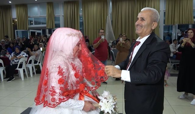 Alanya’da 33 Yıl Sonra Gerçekleşen Sürpriz Düğün