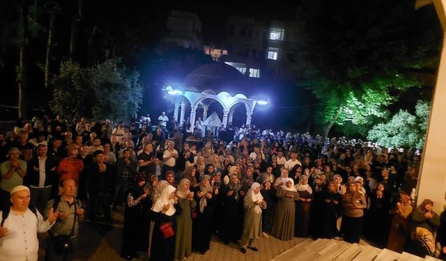 Alanya'da Hacı Adayları Dualarla Kutsal Yolculuğa Uğurlandı