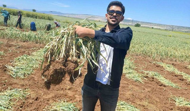 Arabanlı genç, baba mesleğini daha iyi yapabilmek için mühendis oldu