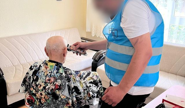 Burdur’da Evde Ücretsiz Tıraş Hizmeti