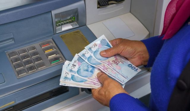 Devlet Kesenin Ağzını Açtı Bayram Öncesi Hesaplara 14.188 TL Yatacak