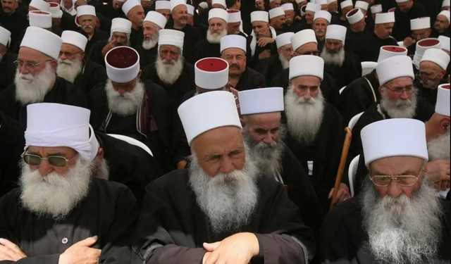 Dürzîler Kimdir? İnançları, Yaşadıkları Yerler ve Merak Edilenler