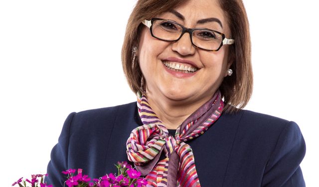 Fatma Şahin'den Anneler Günü Mesajı: "Anne, Merhametin Yeryüzündeki Hâlidir"