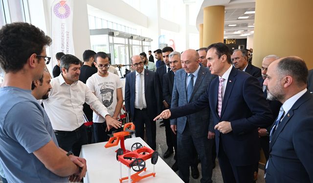KSÜ’de Savunma Sanayii Zirvesi, Gençler Yerli Sistemlerle Sahada