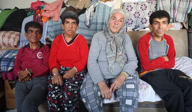 Süheyla Ezer, Engelli 3 Çocuğuna Göz Gibi Bakıyor: "Yüreğim Yanıyor"