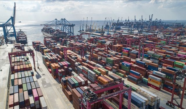 Türkiye'nin yıllıklandırılmış ihracatı Cumhuriyet tarihinin en yüksek seviyesinde