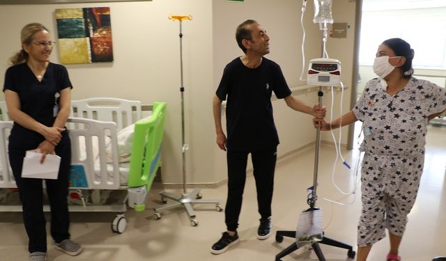 Yüzde 1 Uyumla Hayata Tutundular: Diyaliz Arkadaşlığından Aşka ve Umuda Uzanan Yolculuk