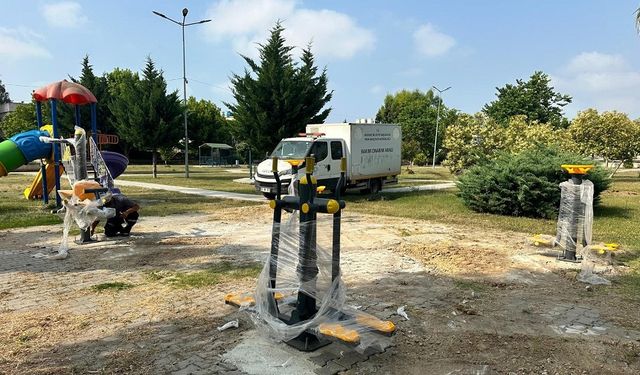 Akdeniz Belediyesi Park ve Bahçelerde Yenileme Çalışmalarını Hızlandırdı