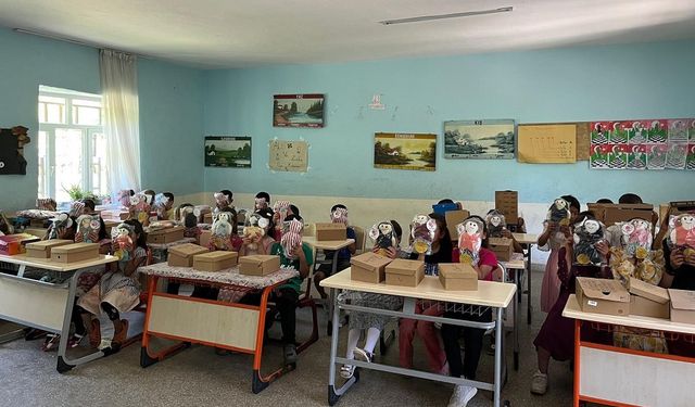 Dörtyol’da 210 Öğrenciye Karne Hediyesi: “Üreten Eller” Projesi Takdir Topladı