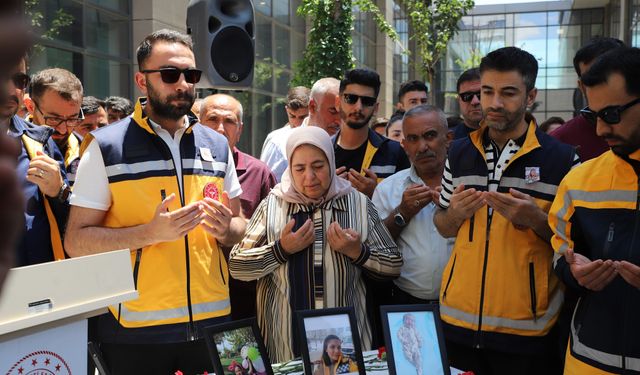 Gaziantep'te Anne ve İki Çocuğuna Veda: Hastanede Tören, Gözyaşlarıyla Uğurlandılar