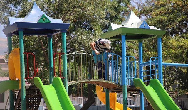 Kahramanmaraş’ta Park Ve Bahçeler Yaza Hazır