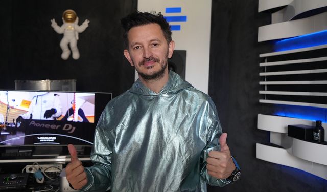 Türk DJ Burak Yeter Stratosferde Rekor Kırdı: 55 Bin Fit’te Müzik Tarihi