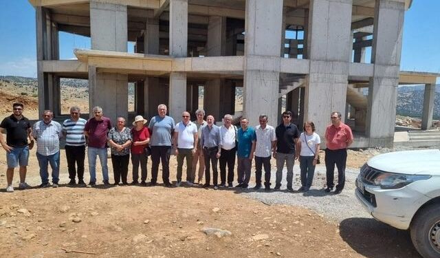 Milletvekili Ali Öztunç Nurhak’ta Cemevi İnşaatını İnceledi