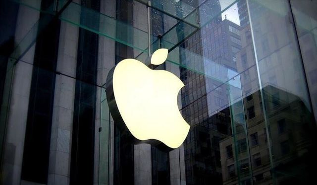 Yapay zeka rekabetinde Apple eleştirilerin odak noktası