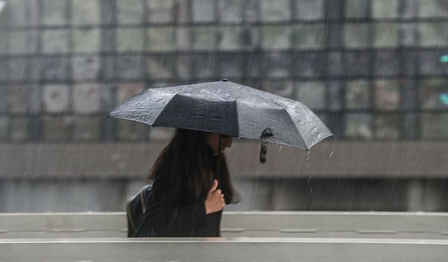 Meteoroloji Uyardı: Türkiye’nin Birçok Bölgesinde Sağanak Etkili Olacak