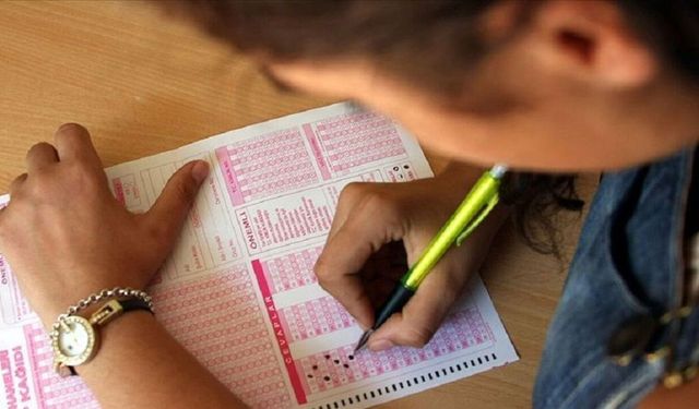 MEB Ortak Sınav Takvimini Açıkladı: 2025 Kasım Ayı Yazılı Sınav Tarihleri Belli Oldu