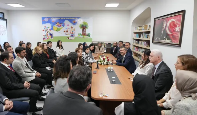 Öğretmenlerin ara tatil seminerleri çevrim içi olacak