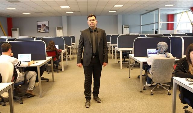 Van depreminde cep telefonu hayatını kurtardı: Mehmet Burak Yazıcı'nın ikinci şansı