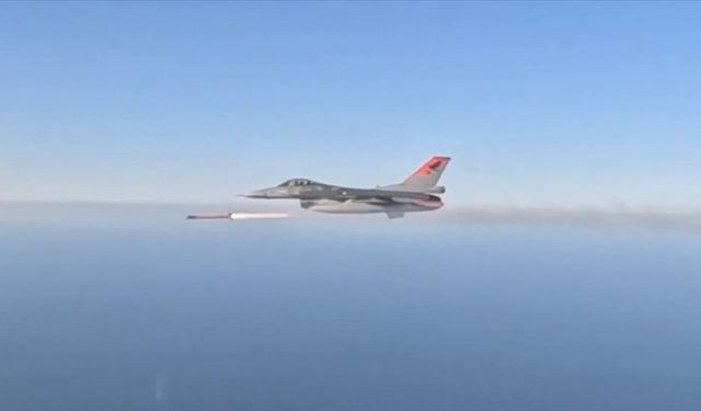 BOZDOĞAN ve GÖKDOĞAN füzeleri testlerde tam isabet sağladı