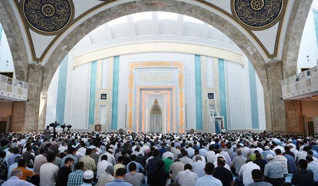 Cuma hutbesi 7 Kasım 2025: Diyanet paylaştı!