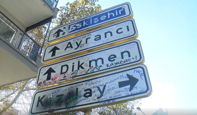 Ankara’da sosyal medyada viral olan ‘Kızılay’ tabelası 3’üncü kez yenilendi