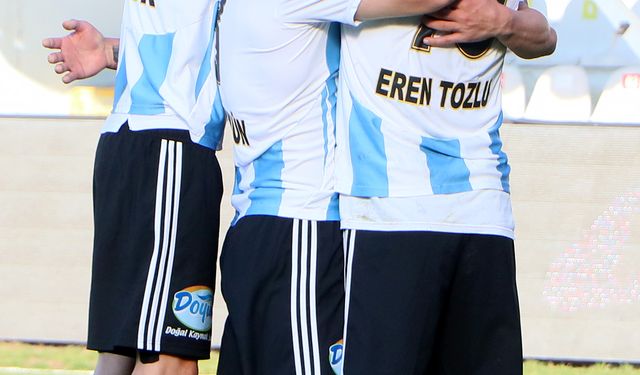 Erzurumspor İstanbulspor’u 4-0 Mağlup Etti: Eren Tozlu Şov Yaptı